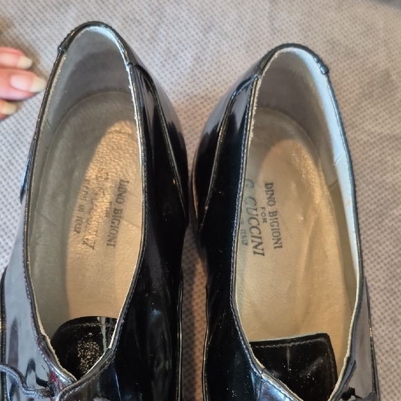 Gucci Black Patent Leather Oxfords - Picture 7 of 11